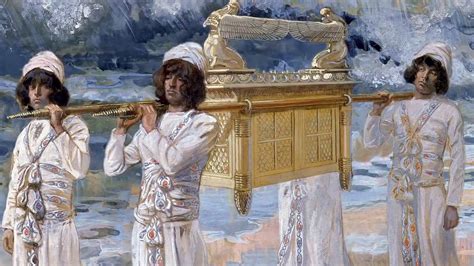 The Ark of the Covenant?! A Mesmerizing Tapestry Weaving Divinity and Humanity!